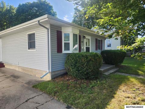 847 8th SE Mason City IA 50401