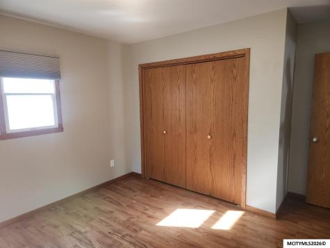 847 8th SE Mason City IA 50401