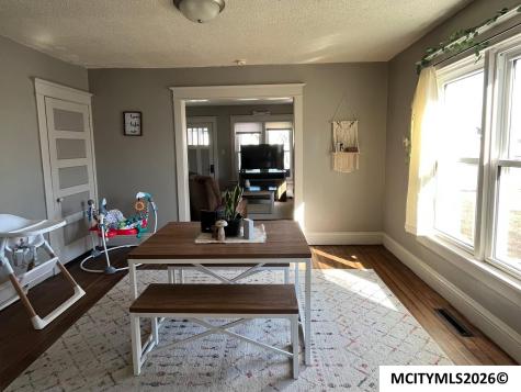 421 25th SW Mason City IA 50401