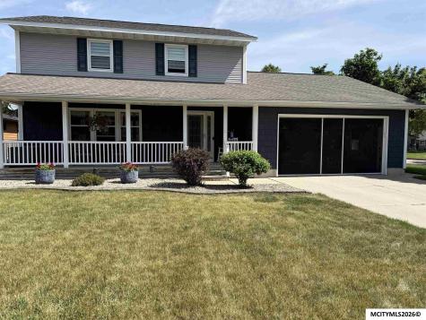 752 S Monroe Court Mason City IA 50401