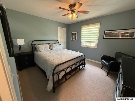 752 S Monroe Court Mason City IA 50401