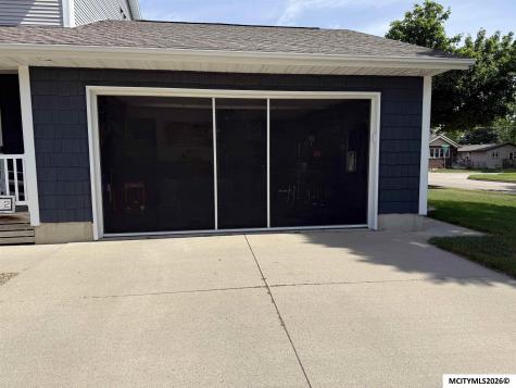 752 S Monroe Court Mason City IA 50401