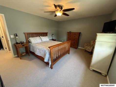 752 S Monroe Court Mason City IA 50401