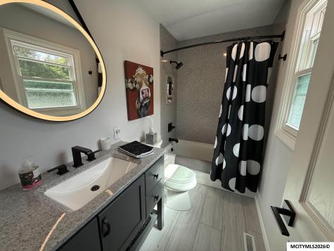 752 S Monroe Court Mason City IA 50401