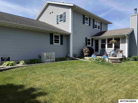 752 S Monroe Court Mason City IA 50401