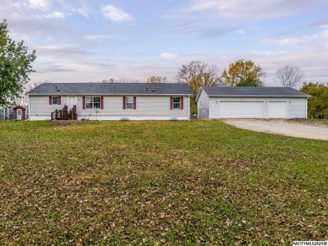 815 N 40th Street Clear Lake IA 50428