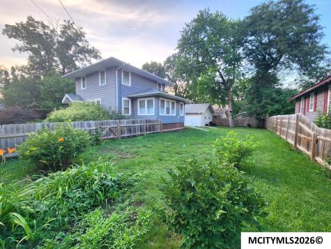 864 3rd NW Mason City IA 50401