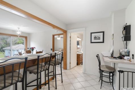 227 N Crescent Drive Mason City IA 50401