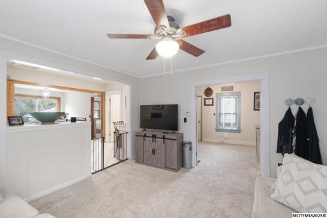 227 N Crescent Drive Mason City IA 50401