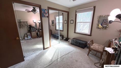 1304 2nd NW Mason City IA 50401