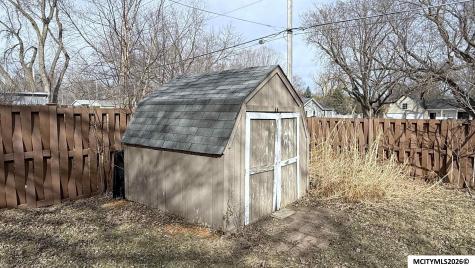 1304 2nd NW Mason City IA 50401