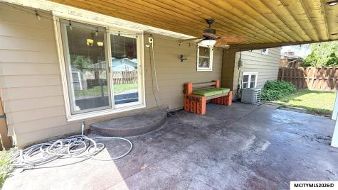 1304 2nd NW Mason City IA 50401