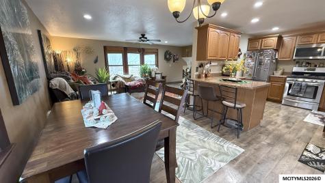 1304 2nd NW Mason City IA 50401