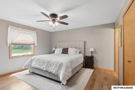 25 Charlestown Square Mason City IA 50401