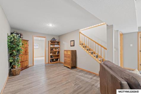 25 Charlestown Square Mason City IA 50401