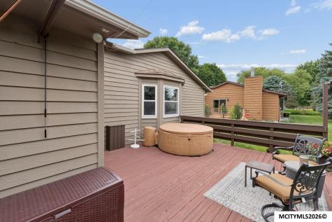 25 Charlestown Square Mason City IA 50401