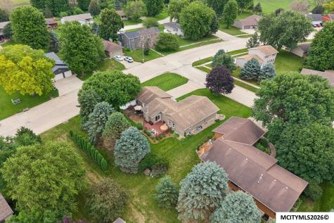 25 Charlestown Square Mason City IA 50401