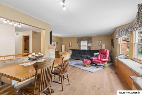 25 Charlestown Square Mason City IA 50401