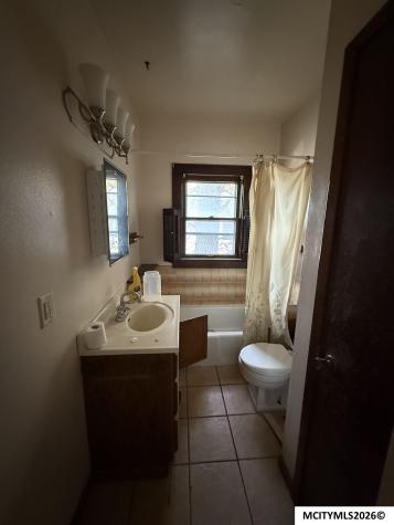 805 Elm Drive Mason City IA 50401