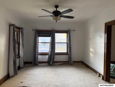 805 Elm Drive Mason City IA 50401