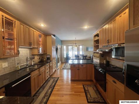 601 Birch Court Mason City IA 50401
