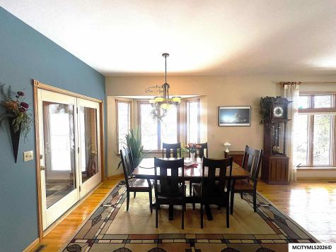 601 Birch Court Mason City IA 50401