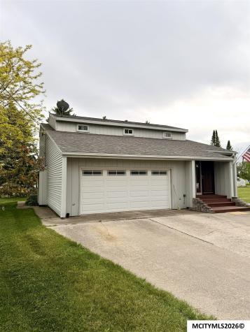 2323 21st SW Mason City IA 50401