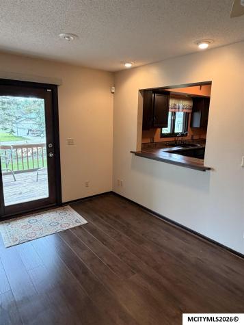 2323 21st SW Mason City IA 50401