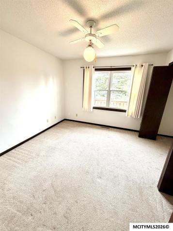 2323 21st SW Mason City IA 50401