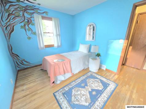 1906 Main Avenue Clear Lake IA 50428