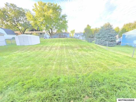 1906 Main Avenue Clear Lake IA 50428