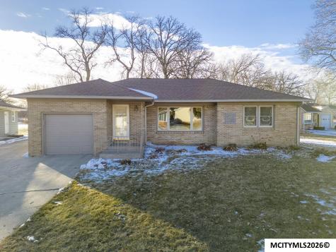 519 17th Street W Clear Lake IA 50428