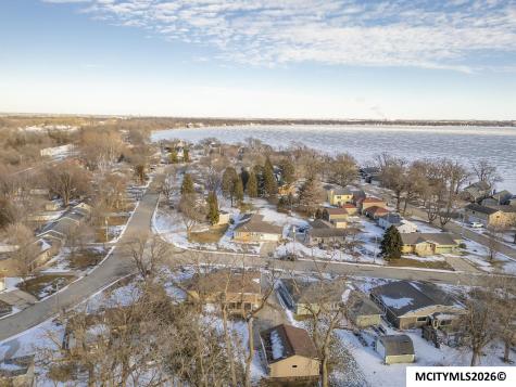 519 17th Street W Clear Lake IA 50428
