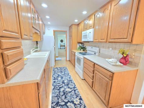 1009 Manor Drive Mason City IA 50401