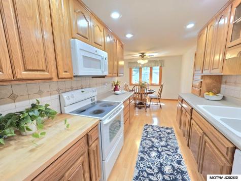 1009 Manor Drive Mason City IA 50401