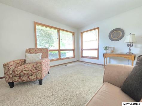 1009 Manor Drive Mason City IA 50401