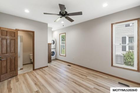 612 S Carolina Avenue Mason City IA 50401