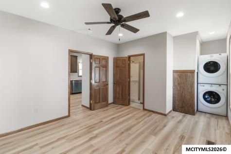612 S Carolina Avenue Mason City IA 50401