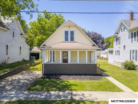 612 S Carolina Avenue Mason City IA 50401