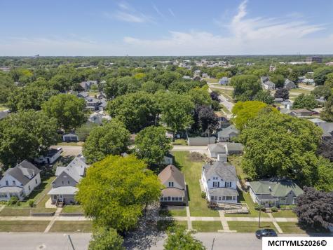 612 S Carolina Avenue Mason City IA 50401
