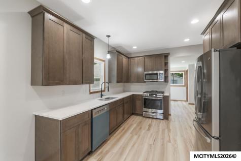 612 S Carolina Avenue Mason City IA 50401