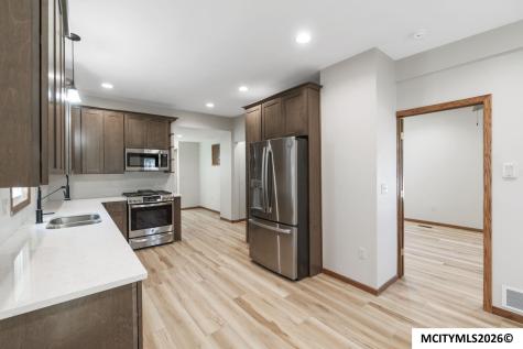 612 S Carolina Avenue Mason City IA 50401