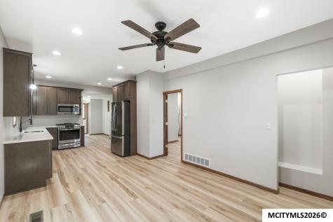 612 S Carolina Avenue Mason City IA 50401
