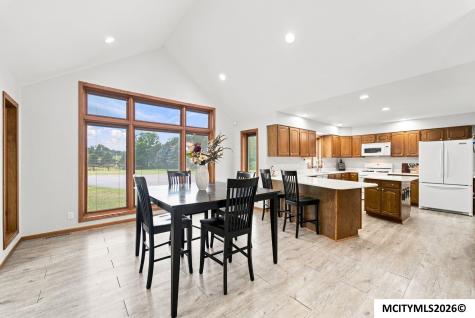 1005 Prairie View Place Rockford IA 50468