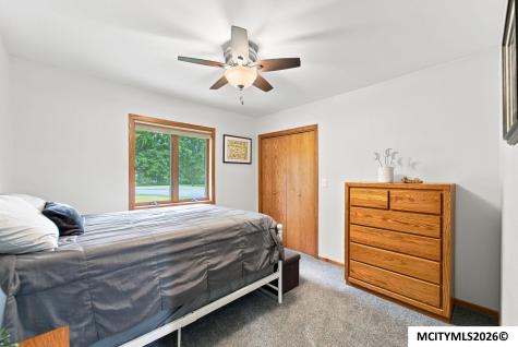 1005 Prairie View Place Rockford IA 50468