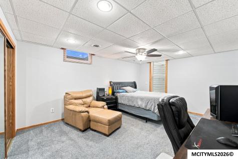 1005 Prairie View Place Rockford IA 50468