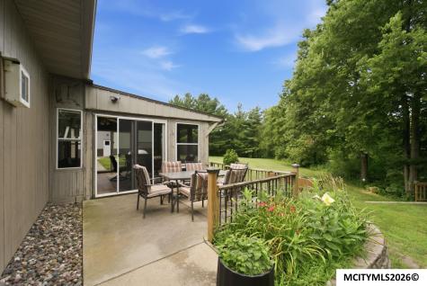 1005 Prairie View Place Rockford IA 50468
