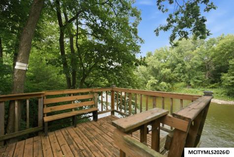 1005 Prairie View Place Rockford IA 50468