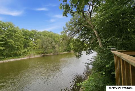 1005 Prairie View Place Rockford IA 50468