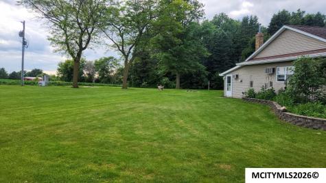 1787 Gilmore Avenue New Hampton IA 50659